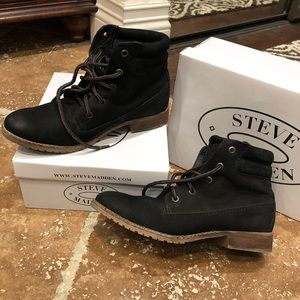 Steve Madden Ankle Boots - Size 7 - Cute Stylish